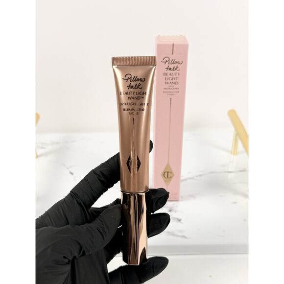 Charlotte Tilbury Beauty Light Wand Pillow Talk Brand New In Box Highlighter - Picture 3 of 13
